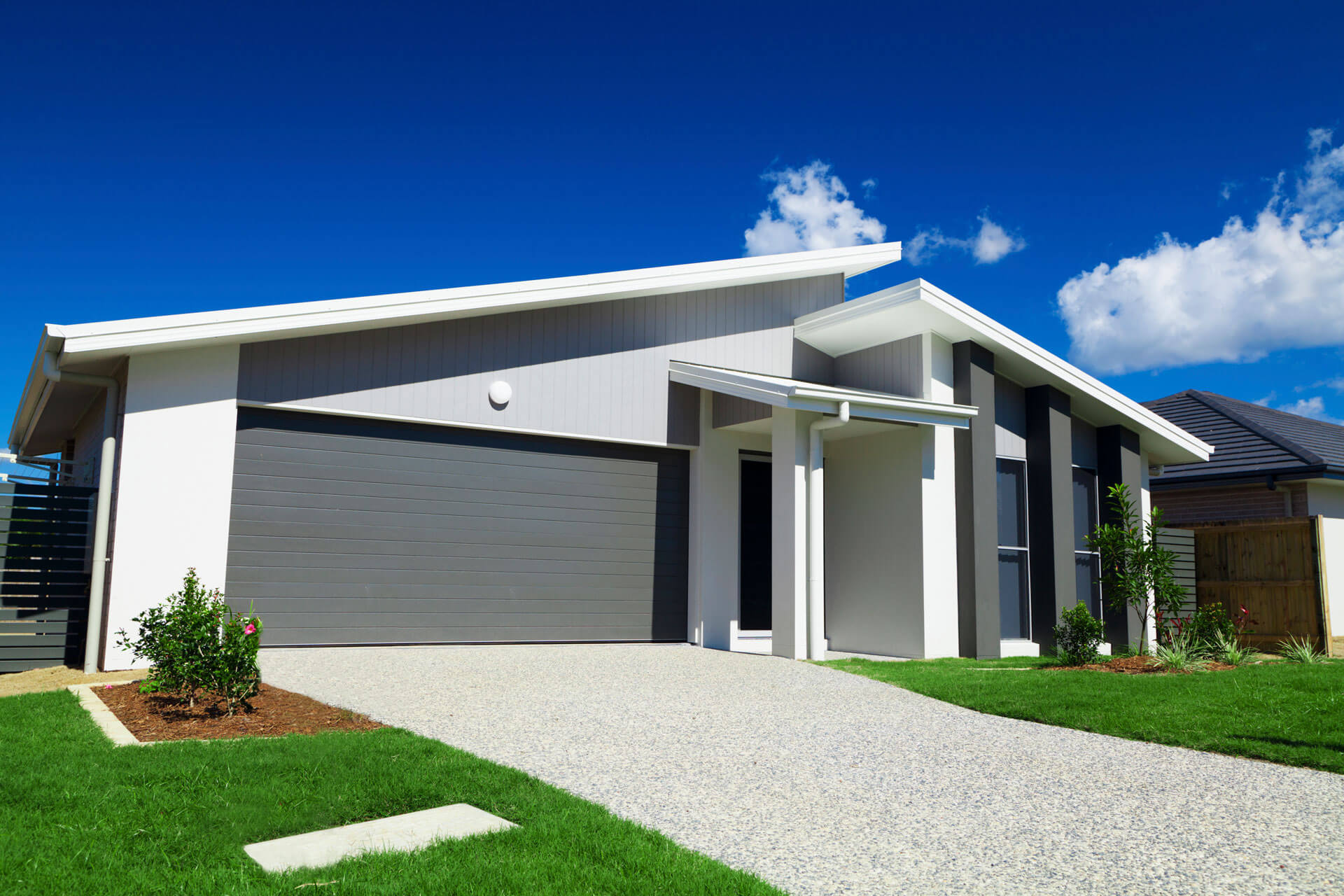 How To Choose A Garage Door For Your Home?